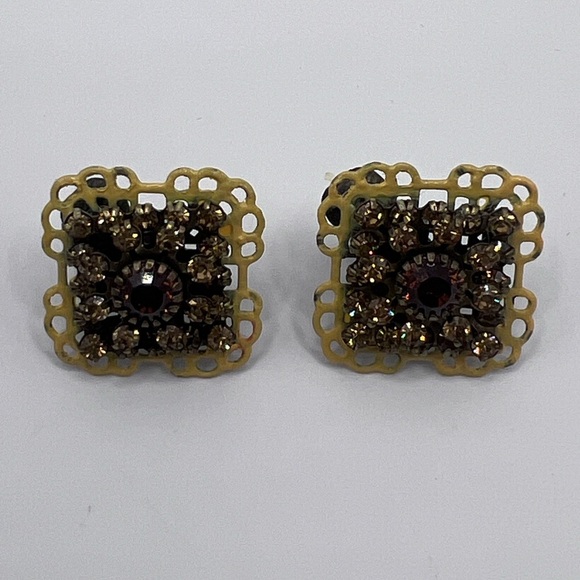 Avon Brown and yellow rhinestones on a Filigree vintage clip on earrings - Picture 9 of 10